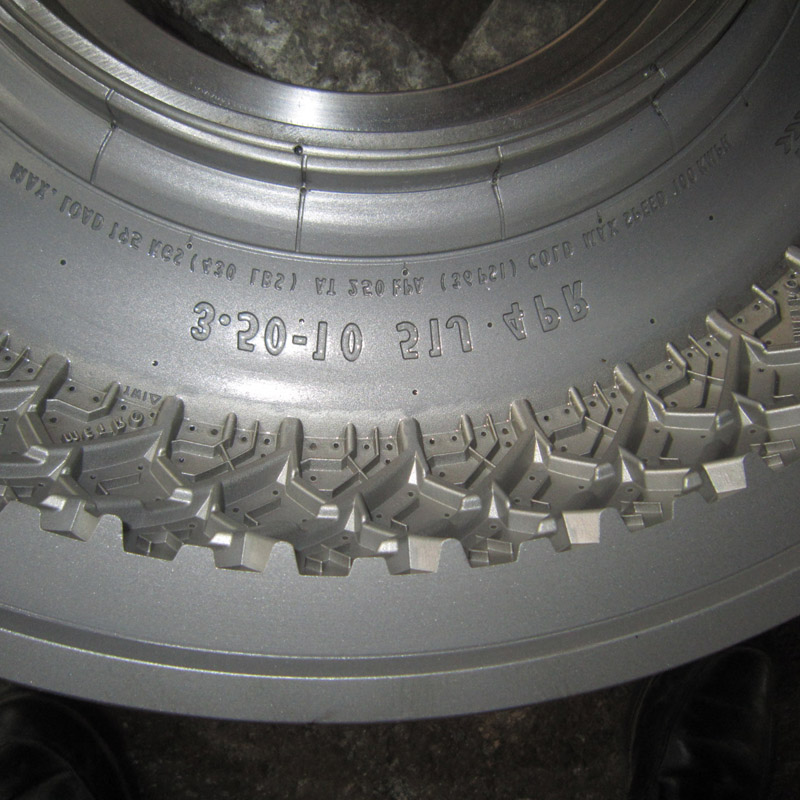 3.50-10 Motorcycle Tire Mold