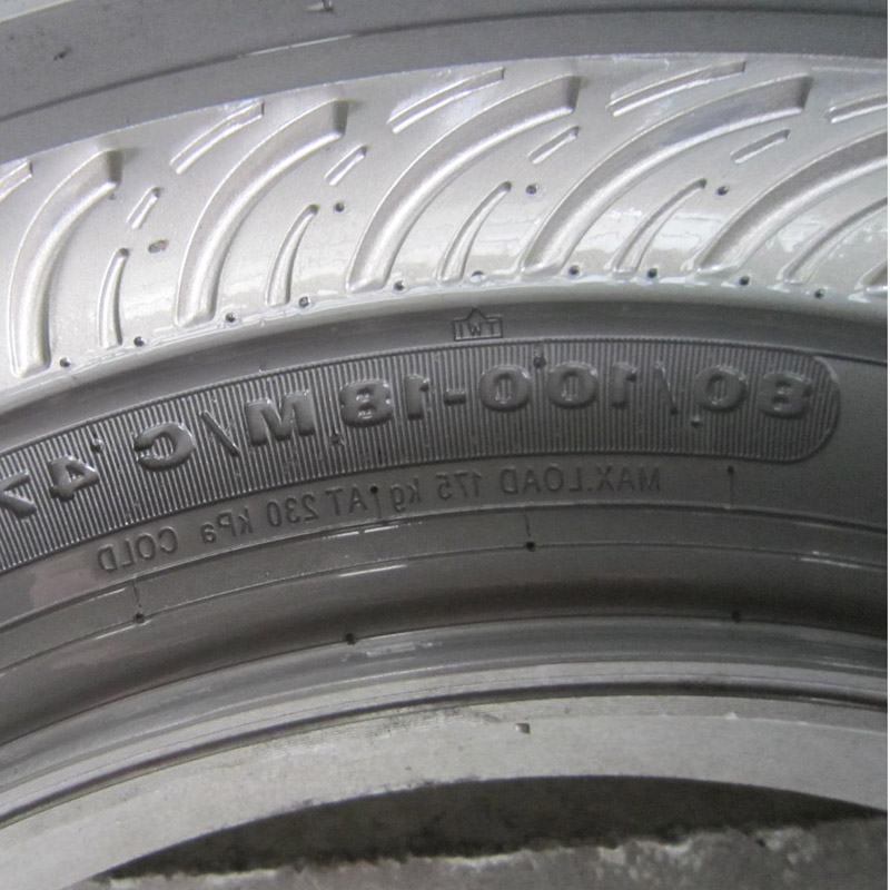 80/100-18 Motorcycle Tire Mold